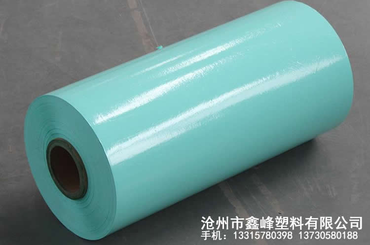 綠色牧草膜，滄州市鑫峰塑料有限公司更專注服務(wù)，手機(jī)：13315780398 13730580188